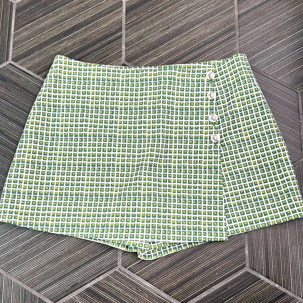 Tory Burch skort size 10